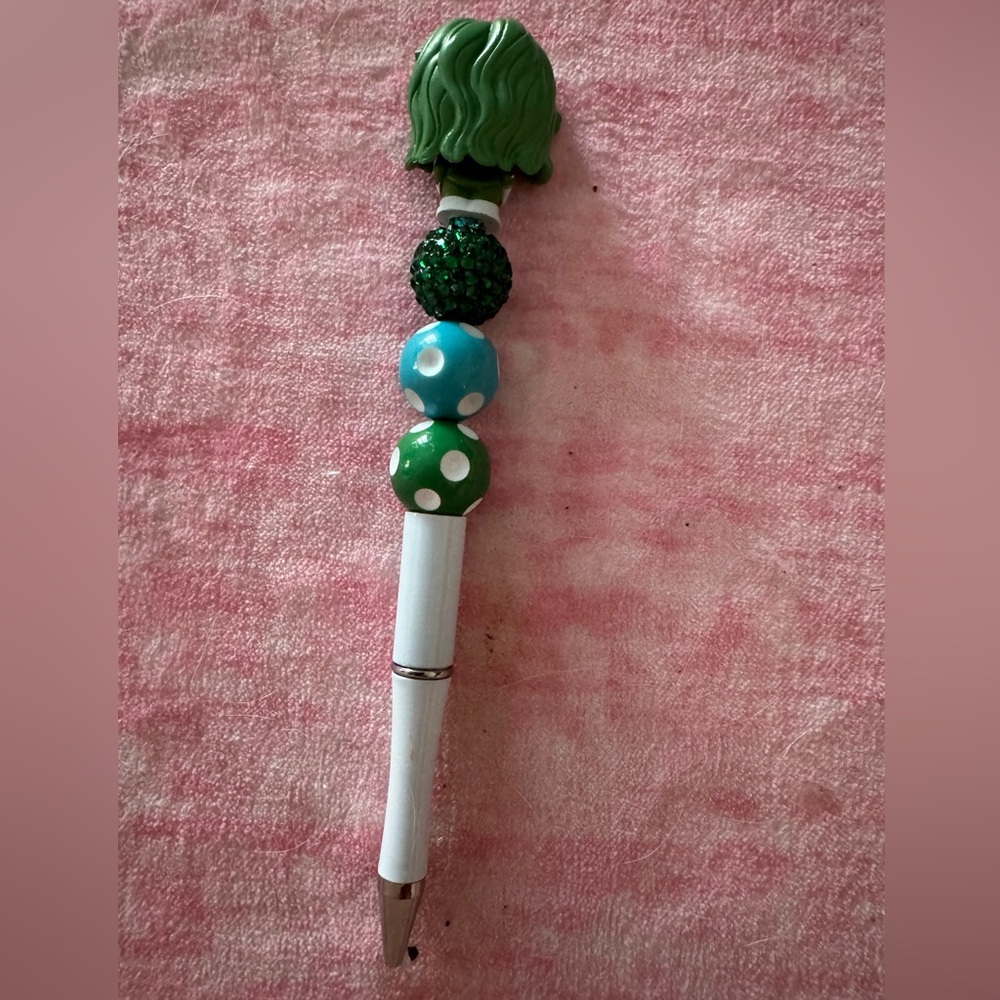 Handcrafted Pen-She Hulk - Picture 3 of 3